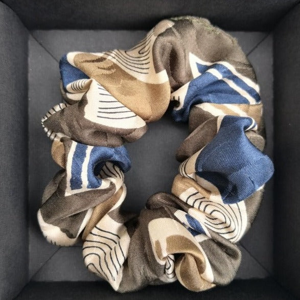 Aistishka Colourful Silk Scrunchie